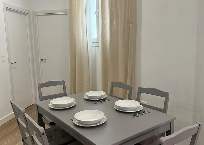 Stay In Triana